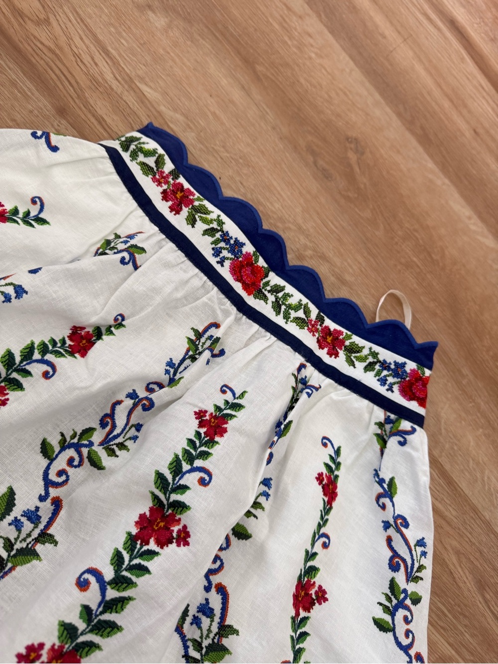 FARM Rio White A-Line Skirt with Red Floral Embroidery and Navy Trim - Picture 5 of 9